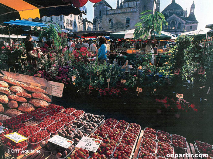 Marché Clautre, Périgueux © CRT Aquitaine