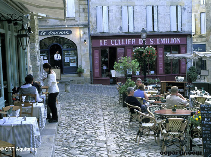 Village de Saint-Emilion © CRT Aquitaine