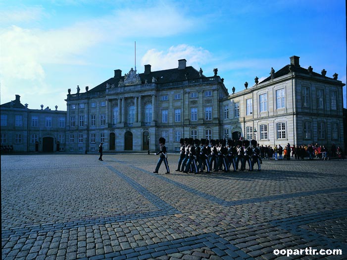 Amalienborg Palace Square, Copenhague © oopartir.com