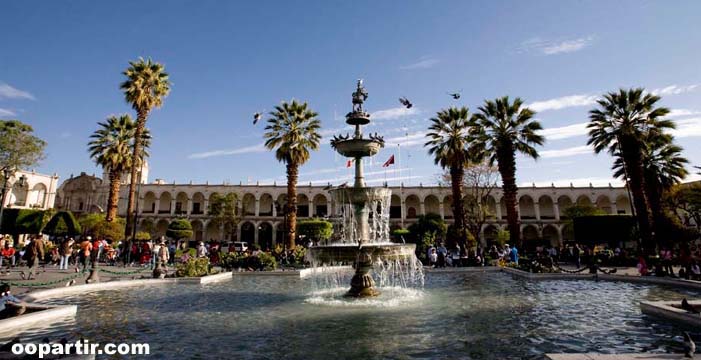 Arequipa, place d'Armes © PromPeru