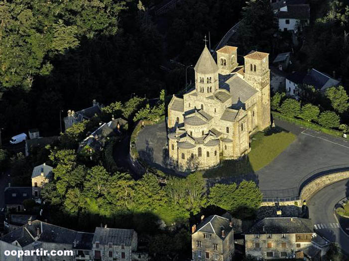 Eglise Saint Nectaire, Puy de Dôme © Joel Damase