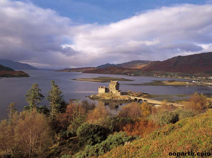 Eilean Donan Castle   © P.Tomkins/Visitscotland