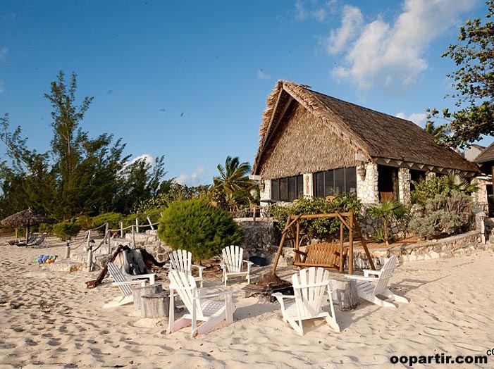 Fernandez Bay Village, Cat island © Lionel Pozzoli