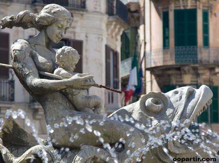 fontaine de diane siracuse (c) sandro bedessi