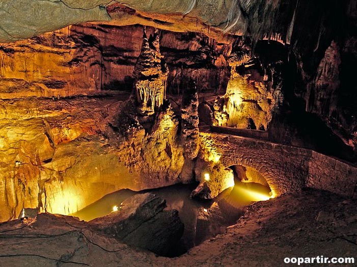 Grottes Osselle © D.Bringard / CRT Franche-Comté