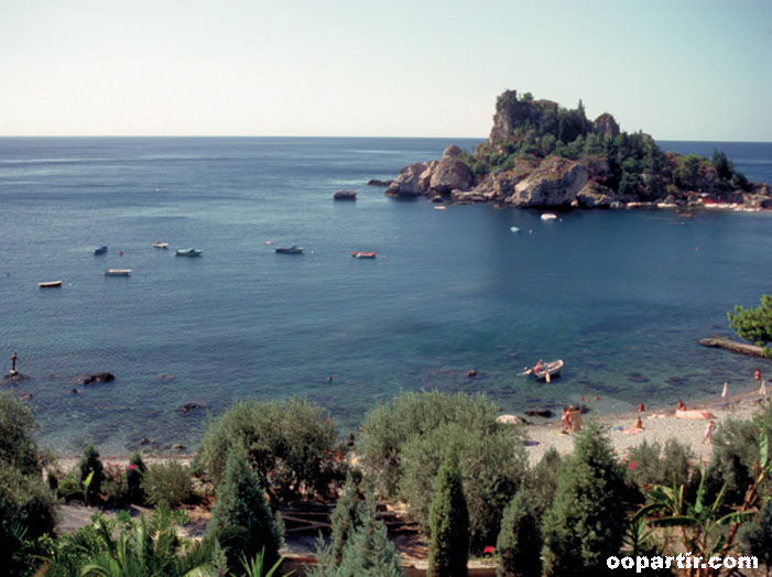 isola bella taormine photo vito arcomano