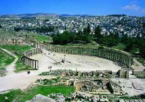 Umm Qais et sa ville romaine <br> de Gadara  (face au lac Tib�riade)