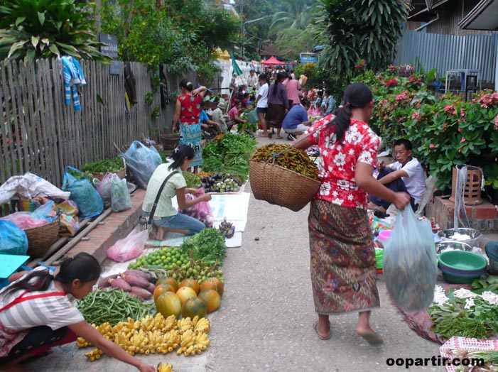 Marché Luang Prabang © VDM