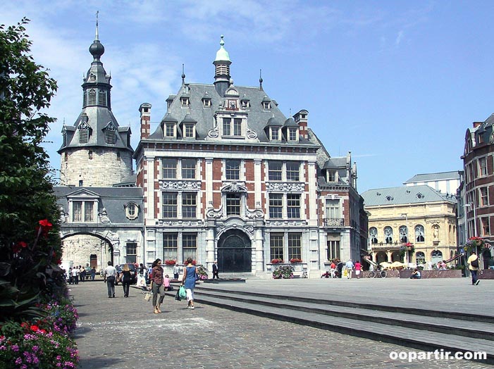 Namur (hôtel de Ville) © OPT Joseph Jeanmart