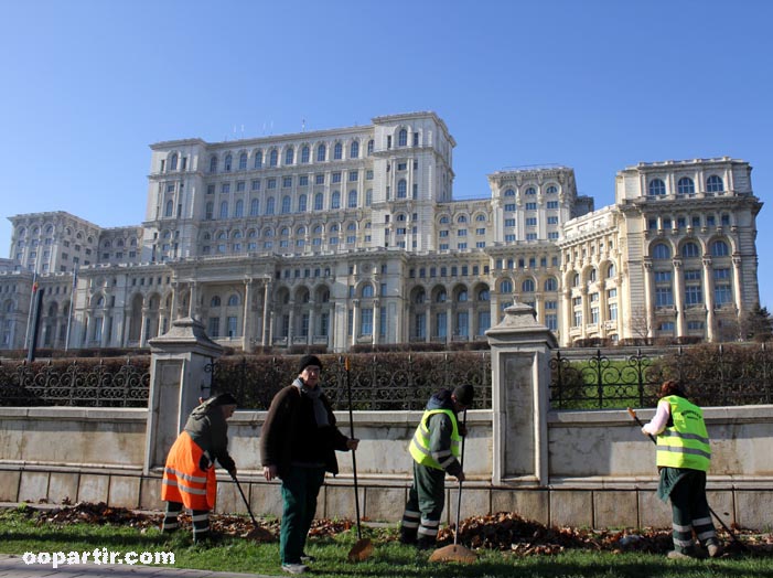 Parlement, Bucarest © oopartir.com