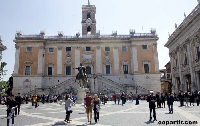 place du Capitole  © oopartir.com