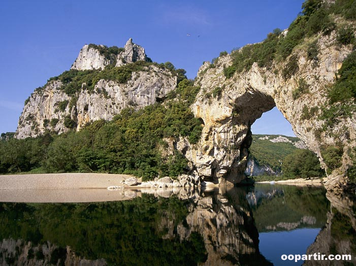 Pont d'Arc, Ardèche méridionnale © Rhône-Alpes