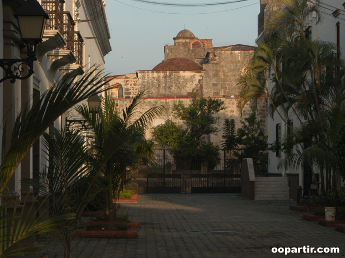 Quartier colonial, Saint-Domingue © Jacques Denamaud