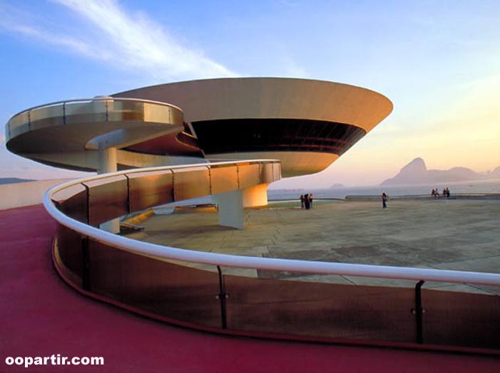Musée Niemeyer, Rio © Embratur