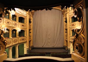 Le Manoel Theatre
