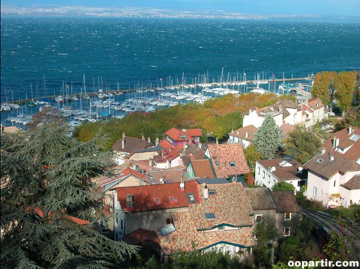 Thonon au bord du lac Léman © Rhône-Alpes